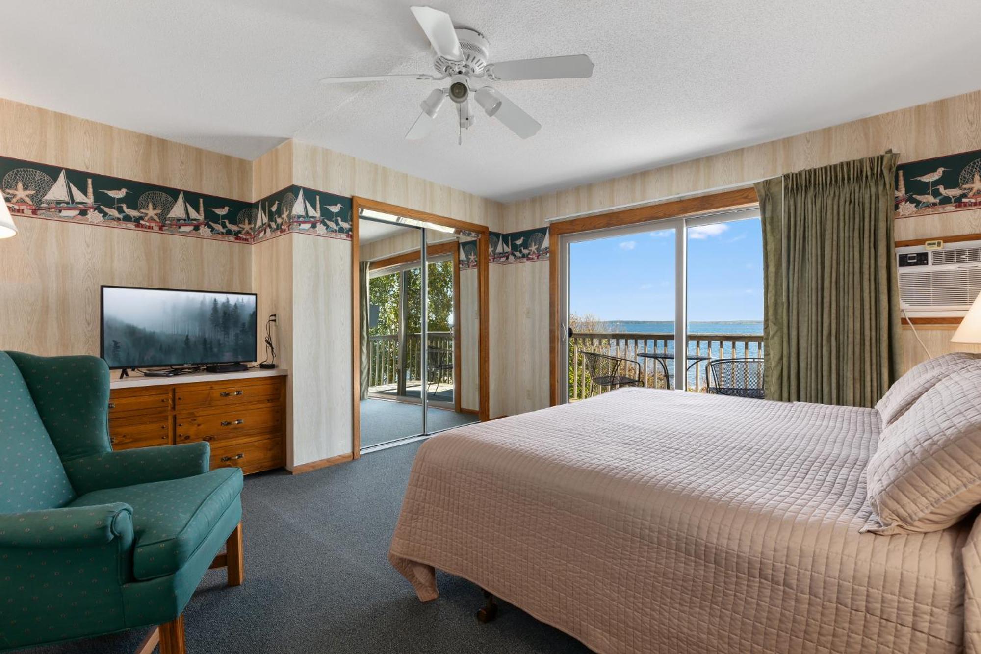 The Lodges At Breezy Point Exterior photo
